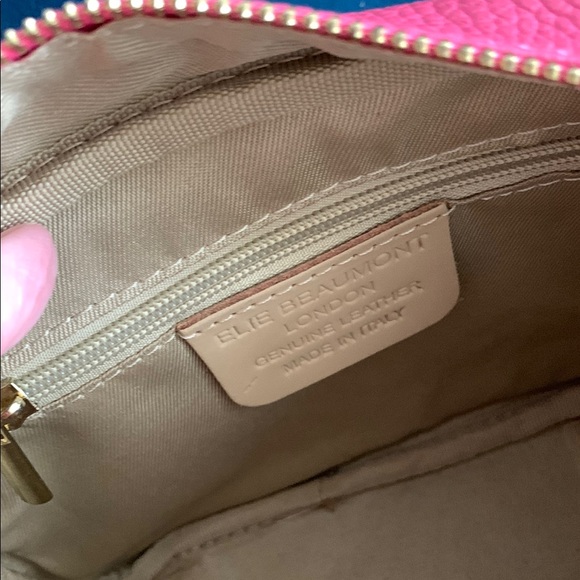 Elie Beaumont London Vibrant Pink Crossbody Bag with Shoulder Strap & Tassel. - Picture 5 of 8